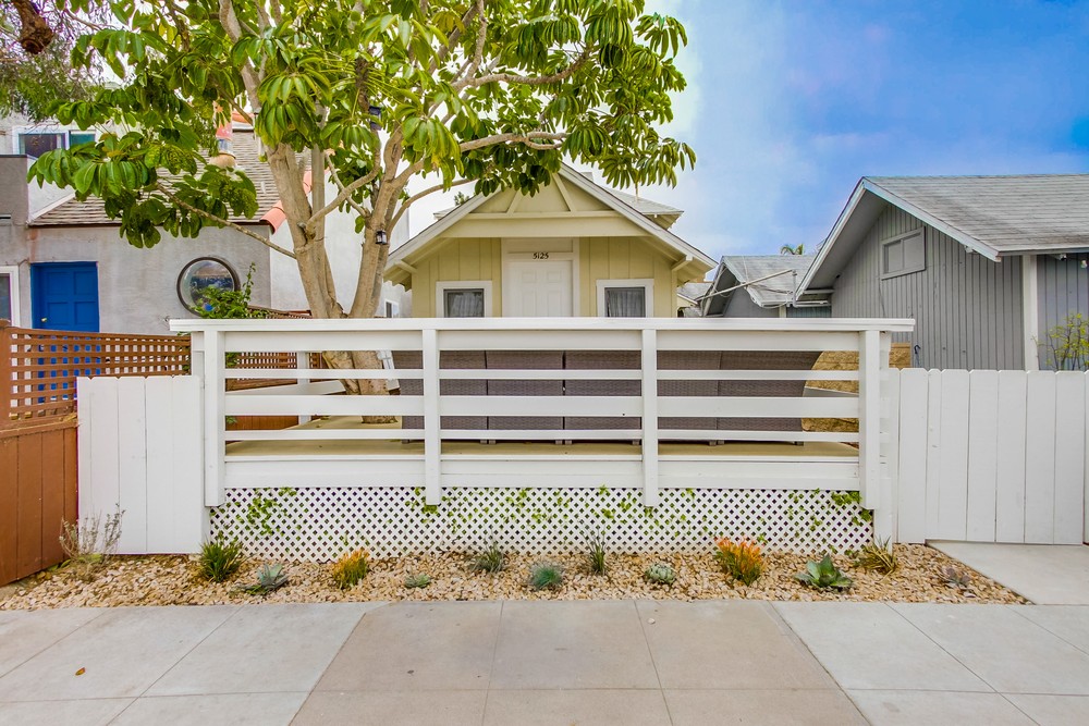 Virtual tour photo 1 of 61 for Beach Daze