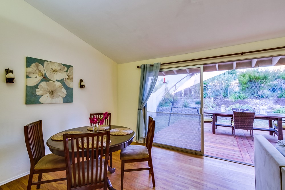 Virtual tour photo 18 of 52 for 5128 Manhasset Drive