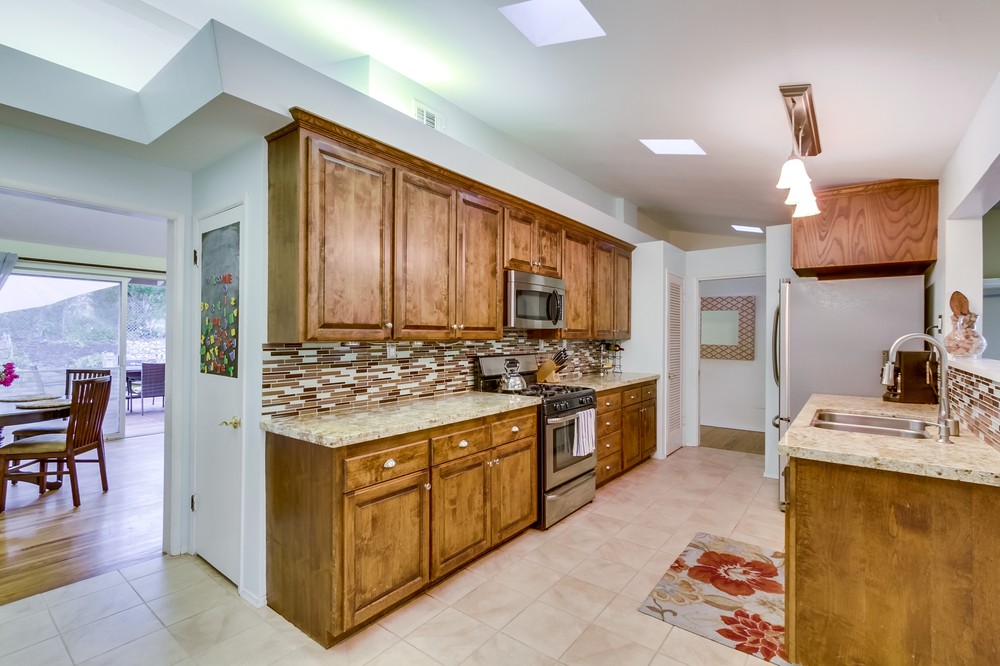 Virtual tour photo 20 of 52 for 5128 Manhasset Drive