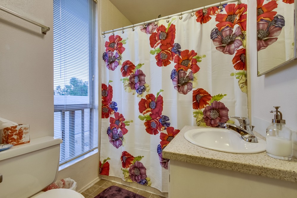 Virtual tour photo 28 of 52 for 5128 Manhasset Drive