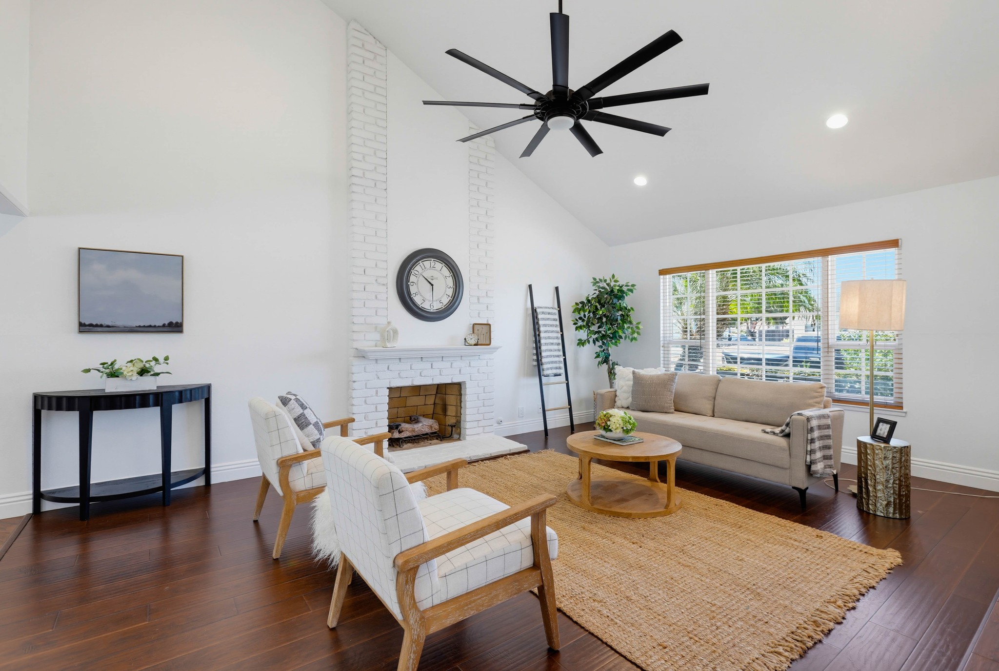 Virtual tour photo 16 of 82 for 5131 Greencap Ave