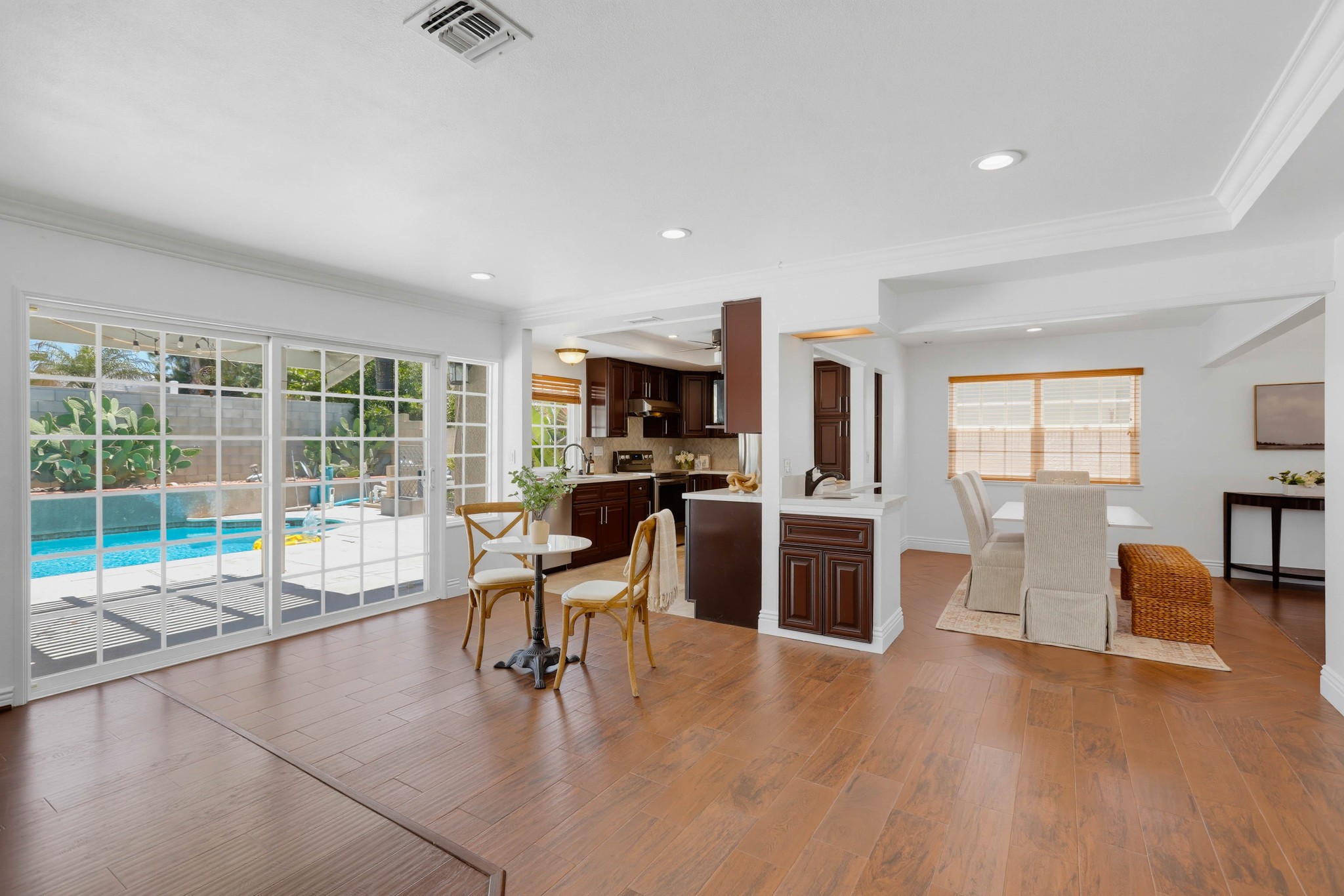 Virtual tour photo 31 of 82 for 5131 Greencap Ave