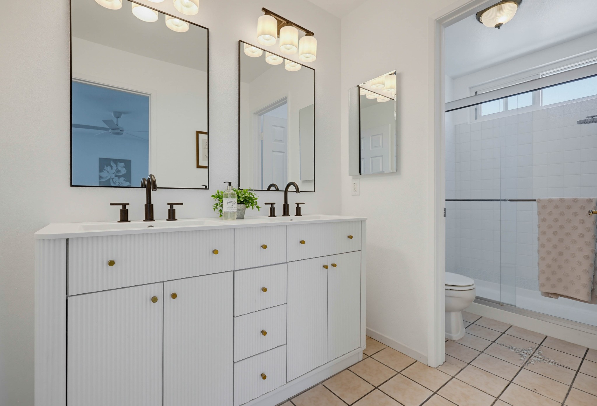 Virtual tour photo 70 of 82 for 5131 Greencap Ave