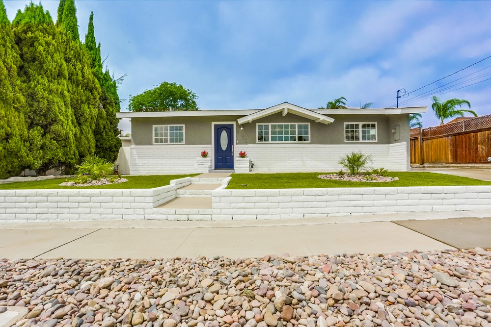Virtual tour photo 4 of 58 for 5132 Canosa Ave