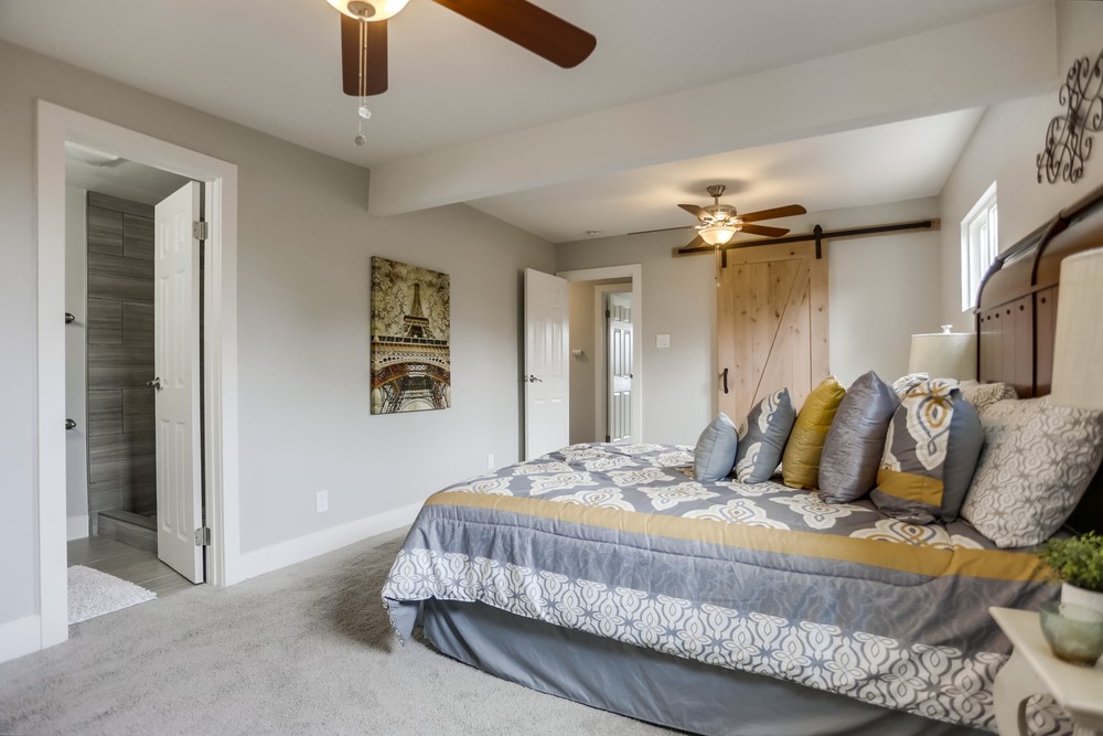 Virtual tour photo 33 of 58 for 5132 Canosa Ave