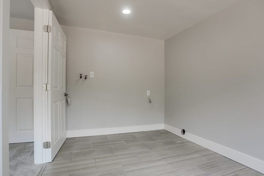 Virtual tour photo 48 of 58 for 5132 Canosa Ave