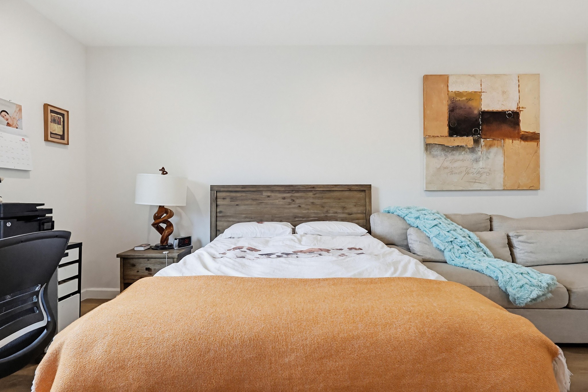 Virtual tour photo 51 of 70 for 5132 W Maplewood Ave APT 202