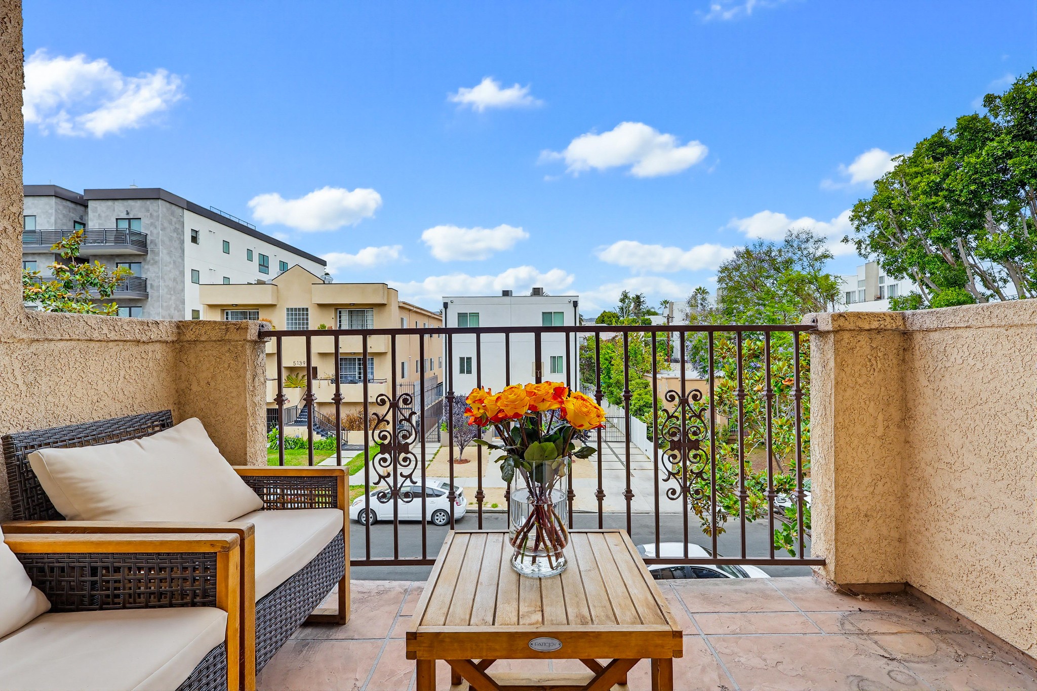 Virtual tour photo 58 of 70 for 5132 W Maplewood Ave APT 202