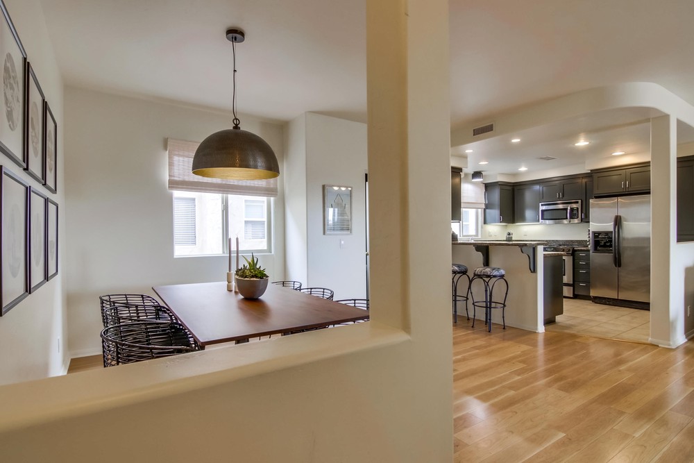 Virtual tour photo 8 of 67 for 5133 Cass St