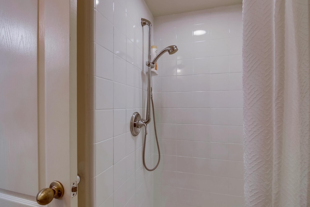 Virtual tour photo 37 of 67 for 5133 Cass St