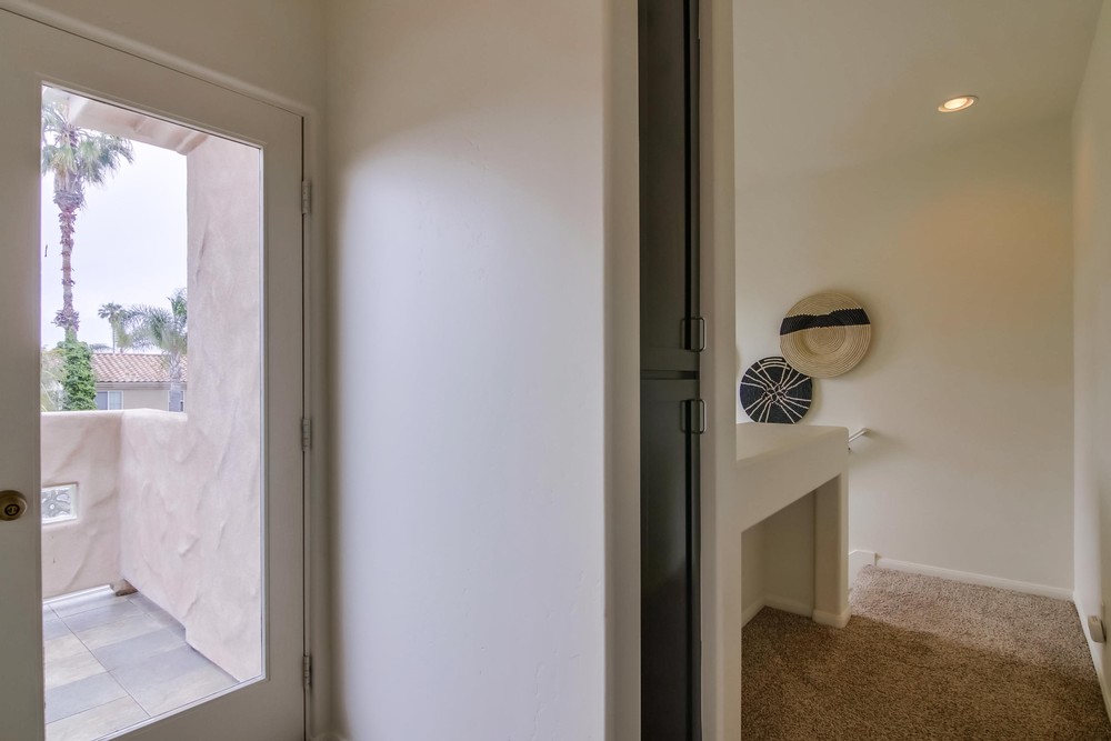 Virtual tour photo 41 of 67 for 5133 Cass St