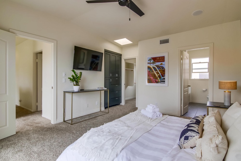 Virtual tour photo 45 of 67 for 5133 Cass St