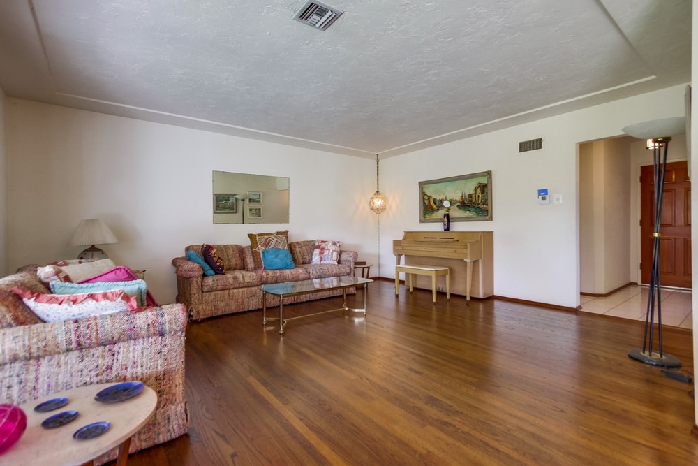 Virtual tour photo 7 of 51 for 5135 Alumni Pl