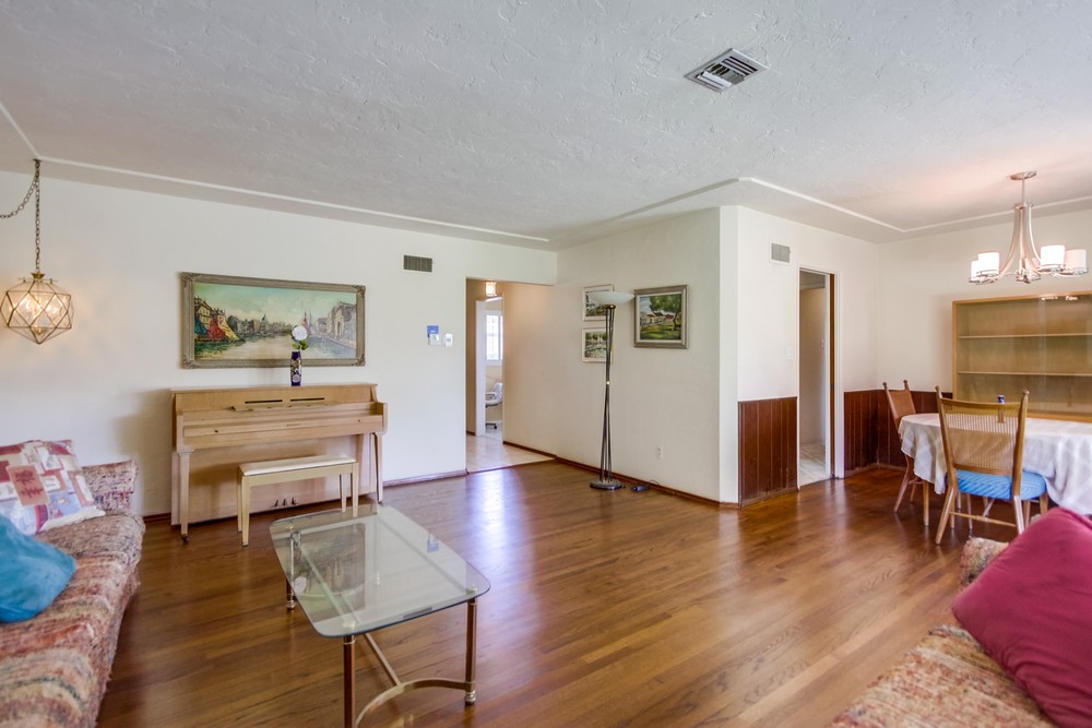 Virtual tour photo 8 of 51 for 5135 Alumni Pl