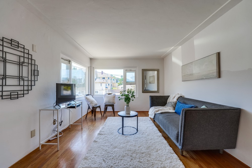 Virtual tour photo 5 of 31 for 514 W Juniper St