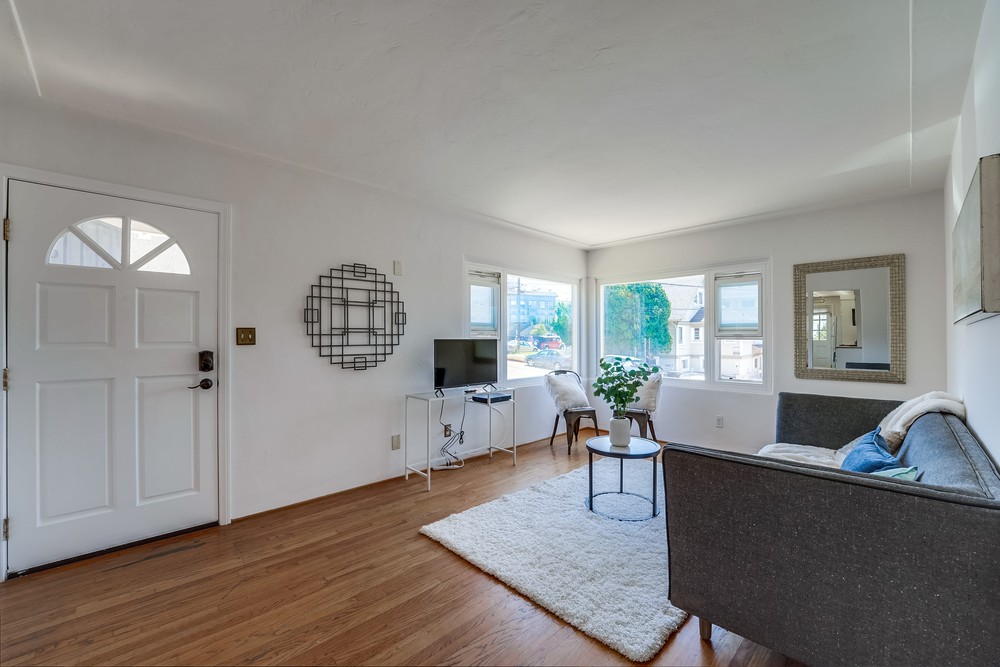 Virtual tour photo 6 of 31 for 514 W Juniper St
