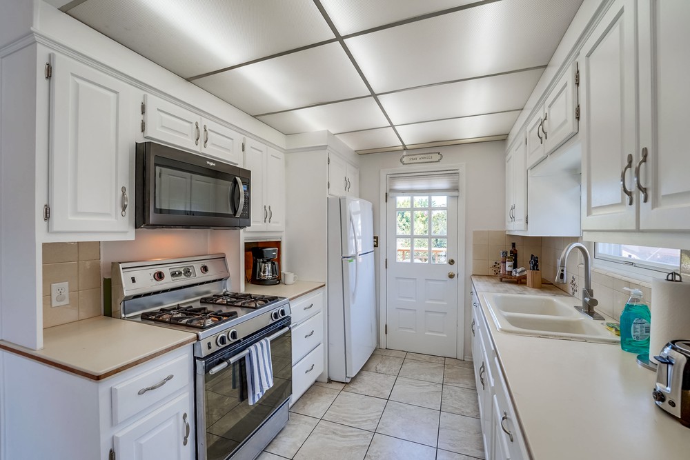 Virtual tour photo 17 of 31 for 514 W Juniper St