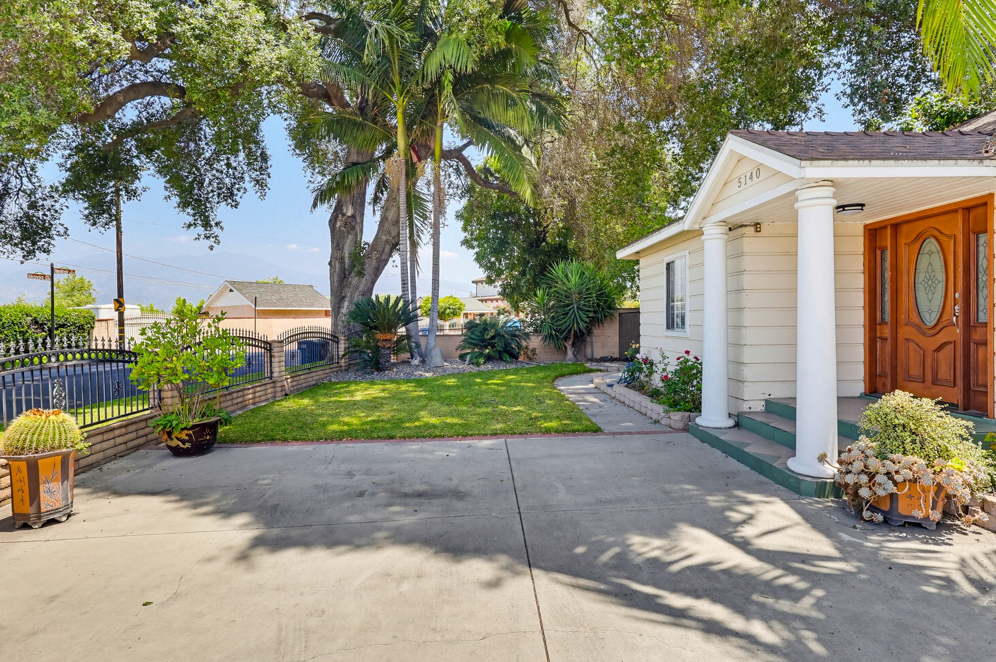 Virtual tour photo 7 of 100 for 5140 Elrovia Ave