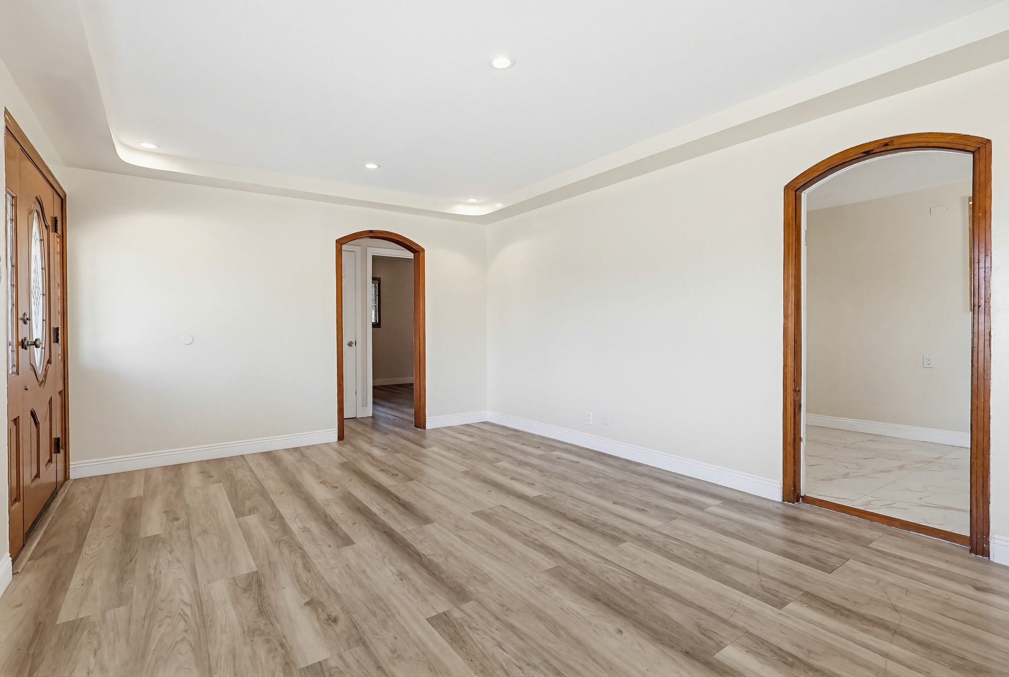 Virtual tour photo 13 of 100 for 5140 Elrovia Ave