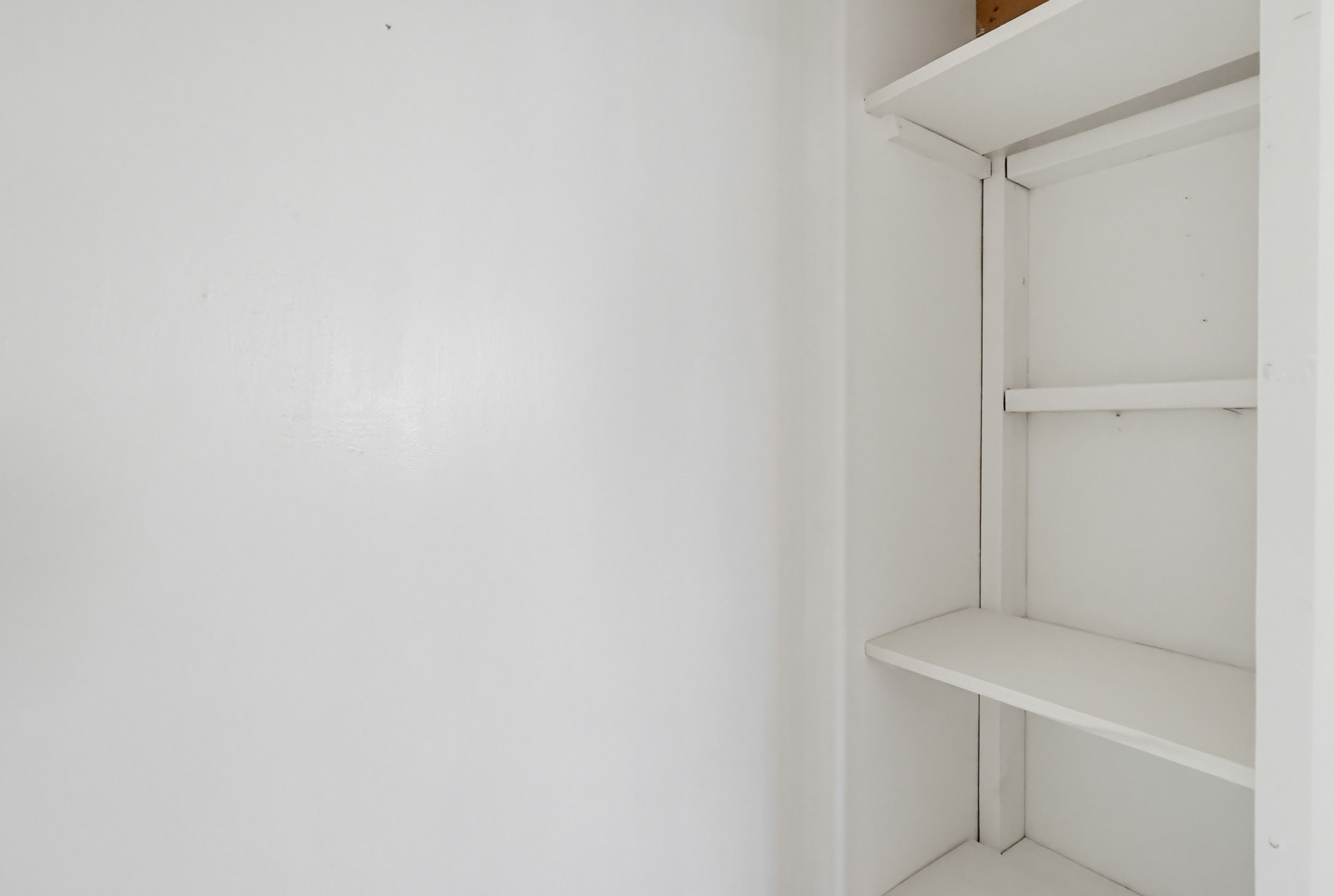 Virtual tour photo 30 of 100 for 5140 Elrovia Ave