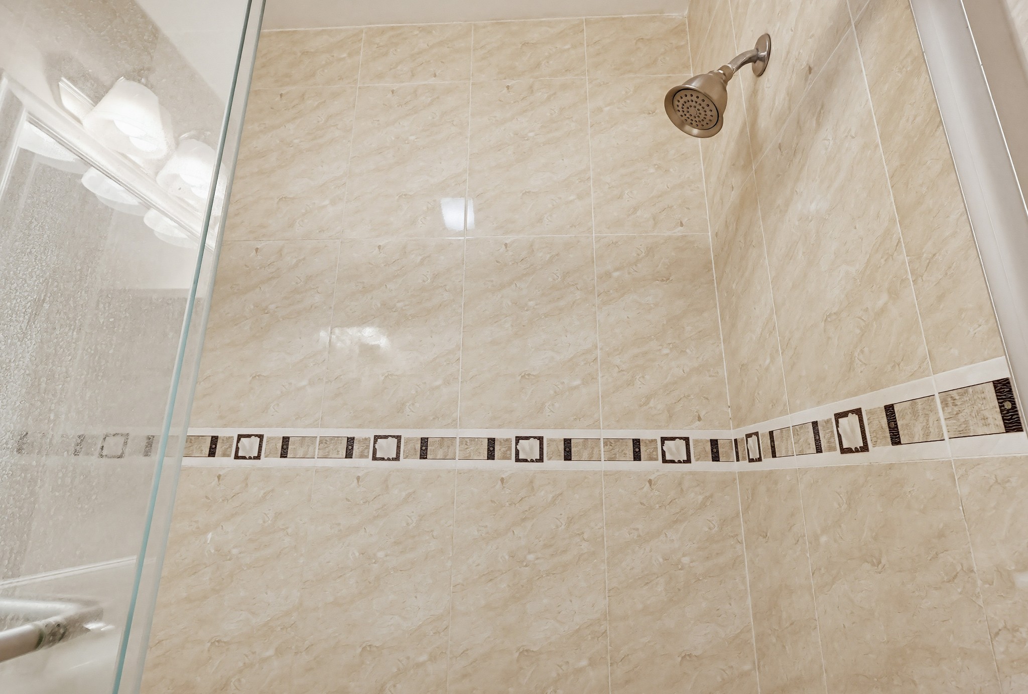 Virtual tour photo 38 of 100 for 5140 Elrovia Ave