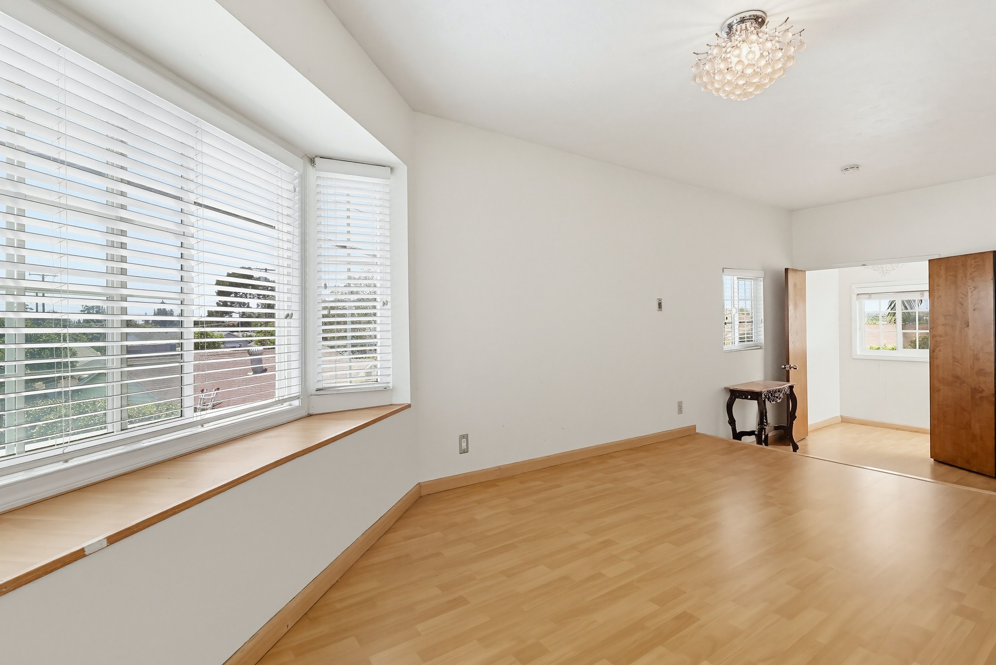 Virtual tour photo 60 of 100 for 5140 Elrovia Ave