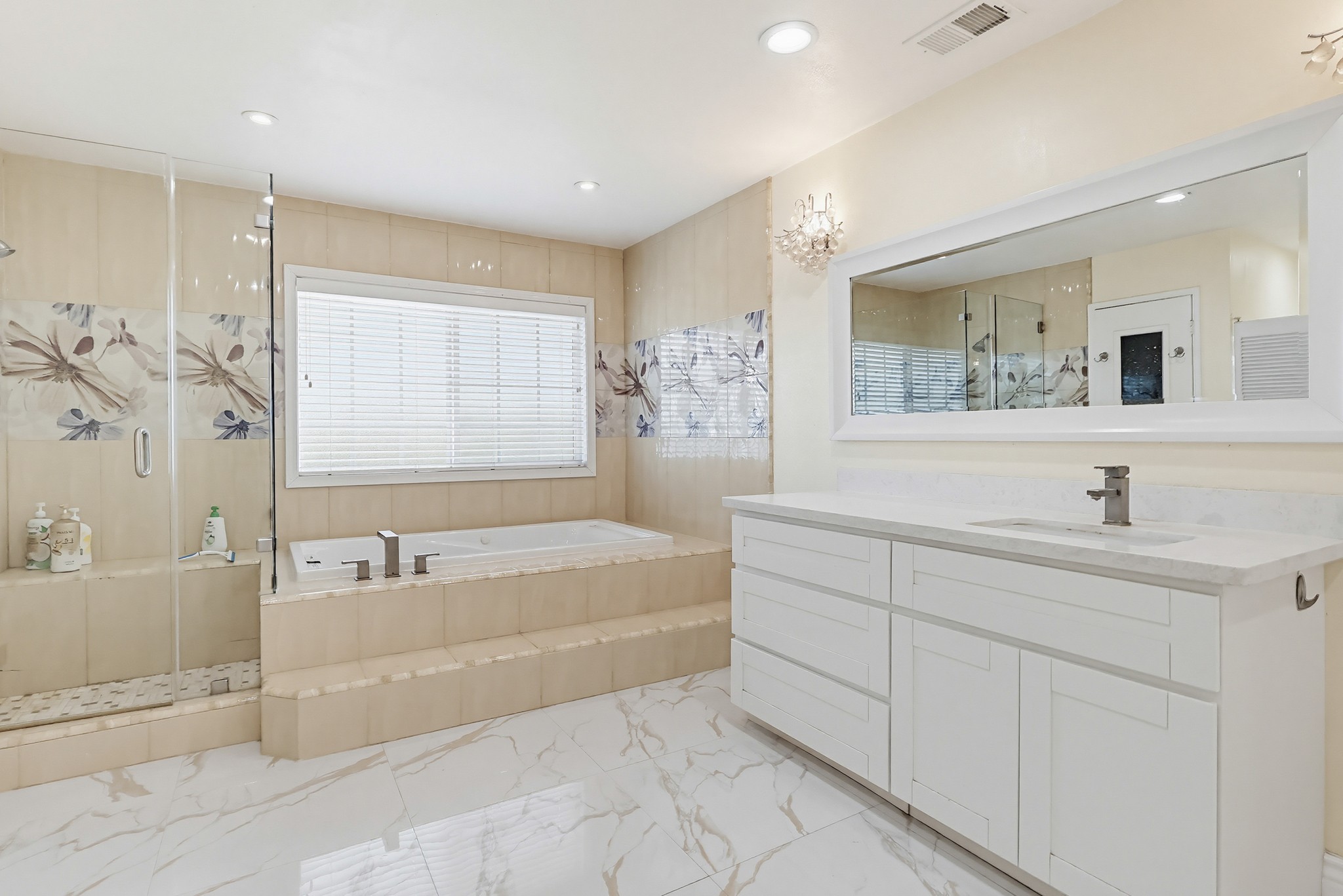Virtual tour photo 67 of 100 for 5140 Elrovia Ave