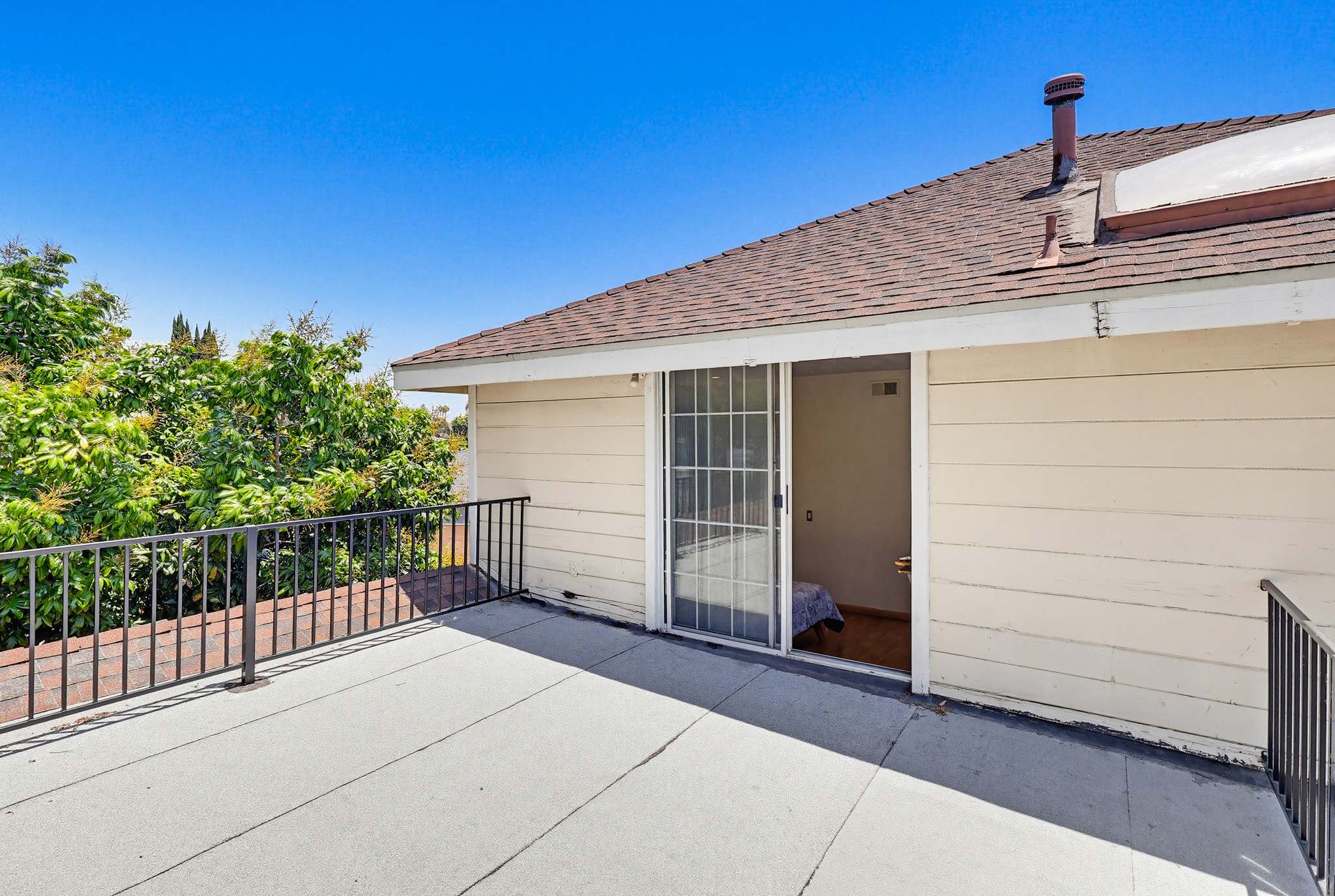 Virtual tour photo 75 of 100 for 5140 Elrovia Ave