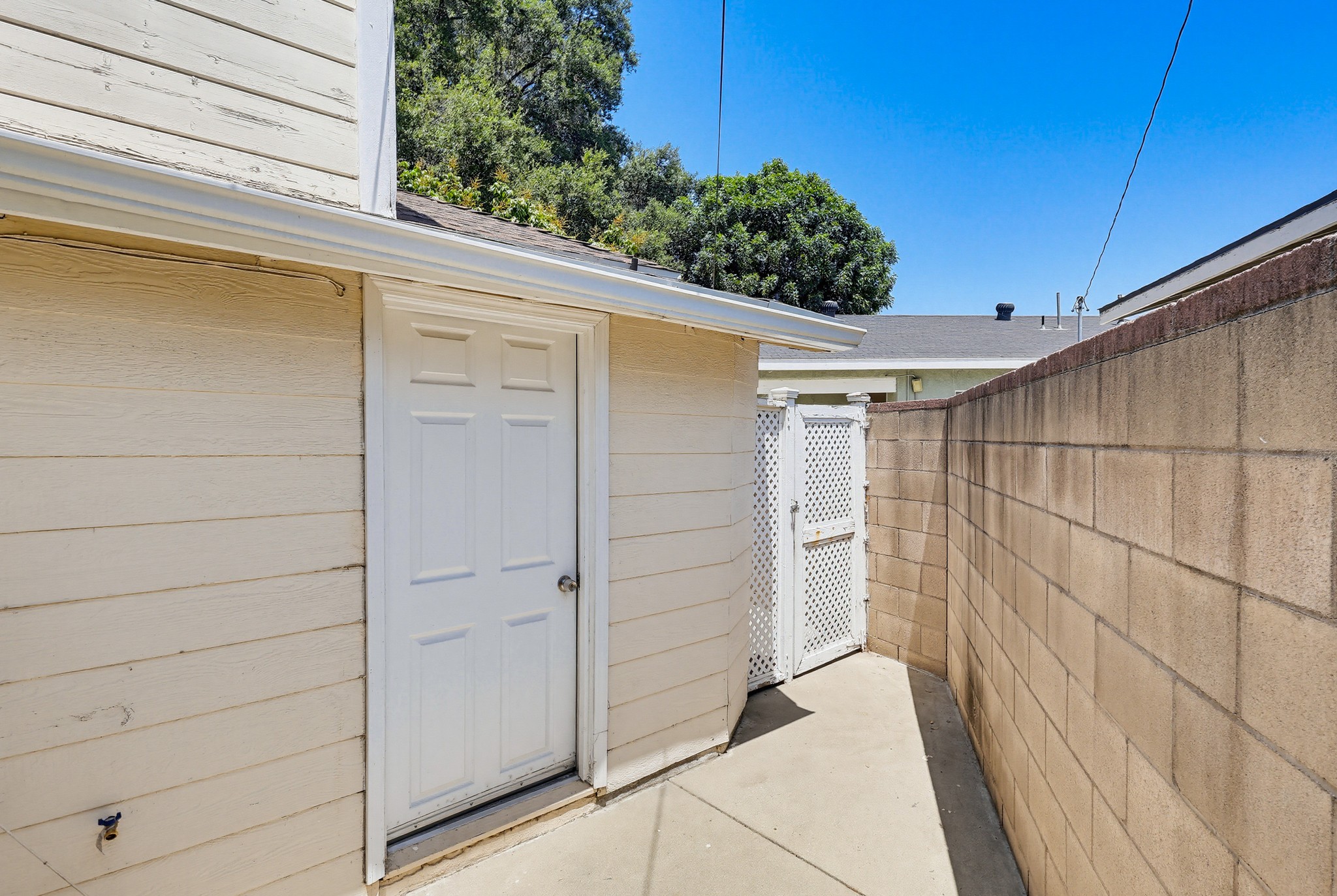 Virtual tour photo 94 of 100 for 5140 Elrovia Ave