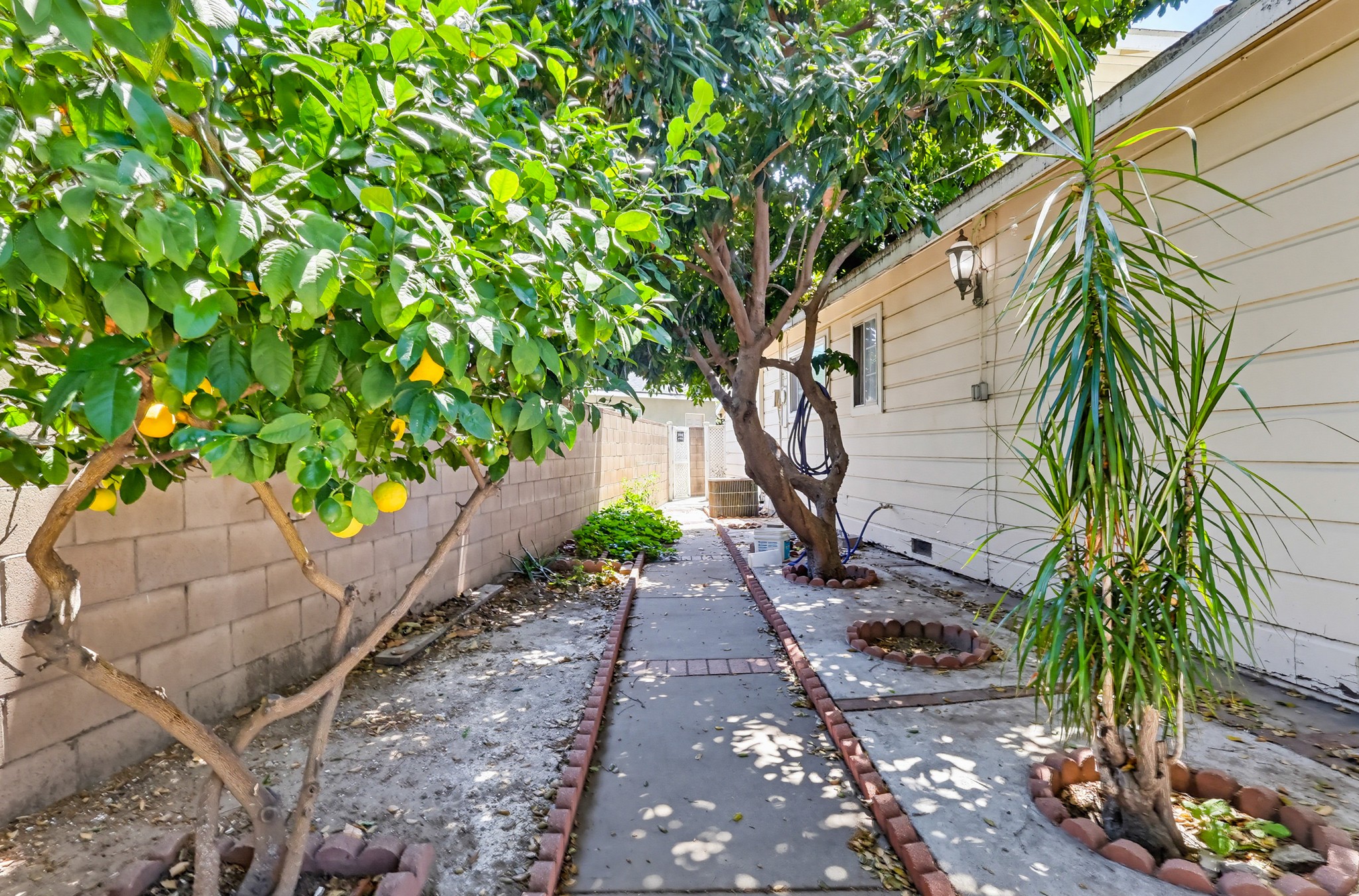 Virtual tour photo 98 of 100 for 5140 Elrovia Ave