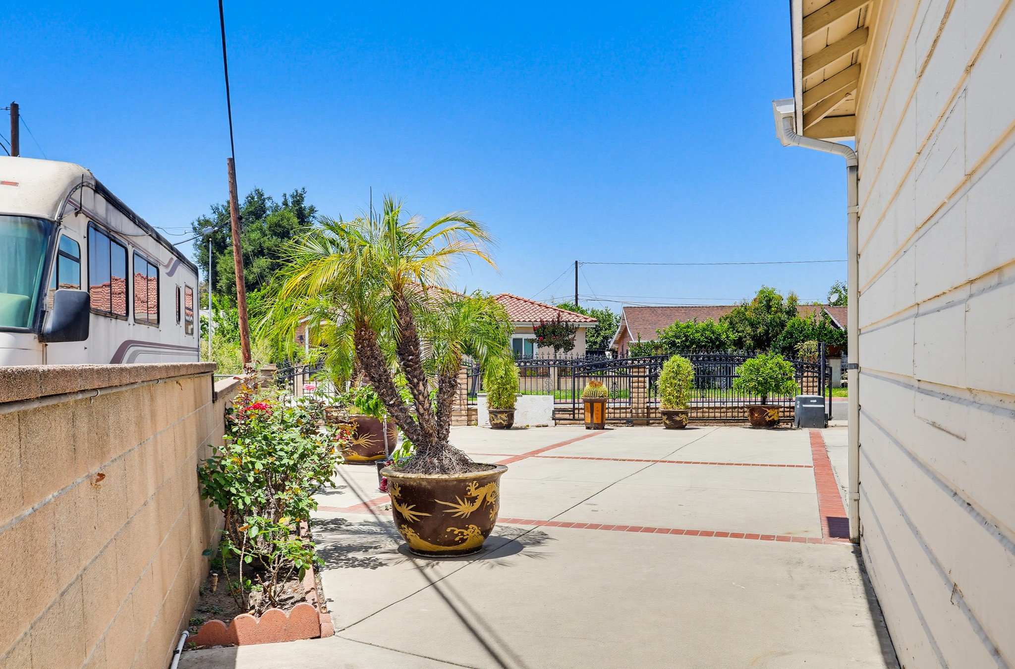 Virtual tour photo 100 of 100 for 5140 Elrovia Ave