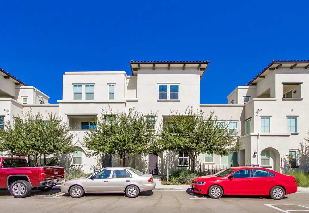 Virtual tour photo 5 of 57 for 5145 Calle Sandwaves #18