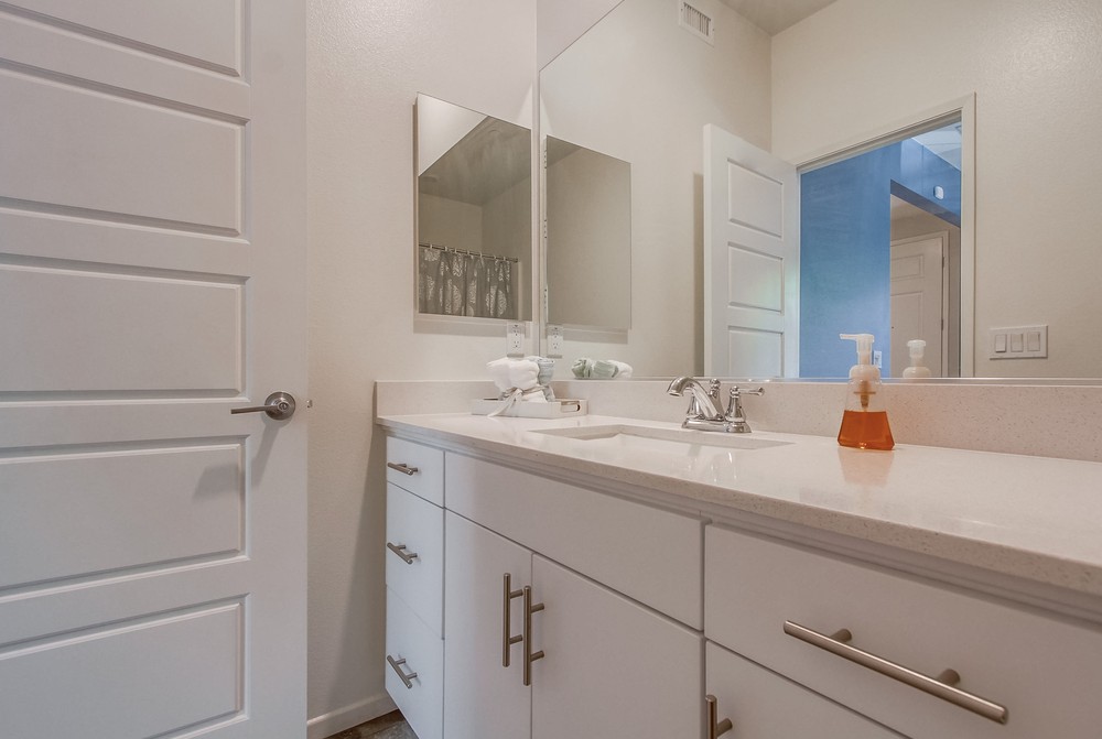 Virtual tour photo 15 of 57 for 5145 Calle Sandwaves #18