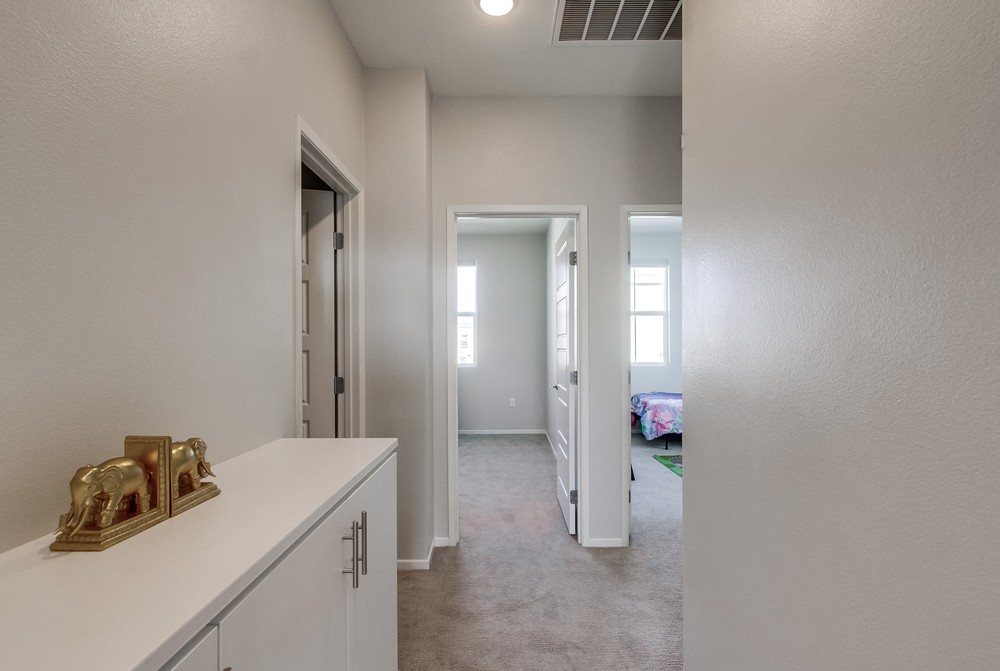 Virtual tour photo 33 of 57 for 5145 Calle Sandwaves #18