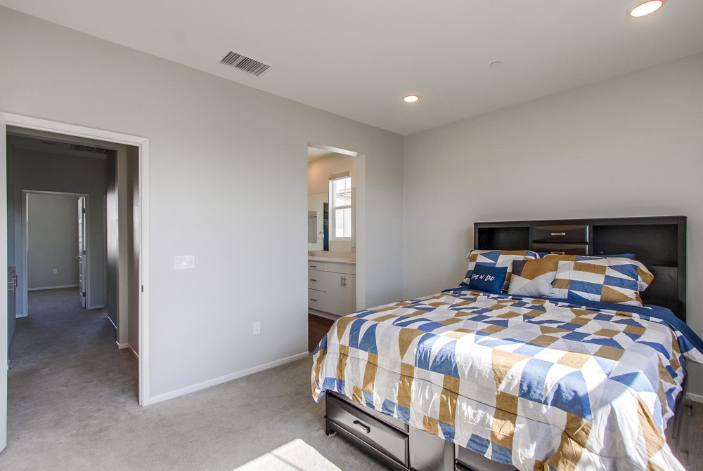 Virtual tour photo 37 of 57 for 5145 Calle Sandwaves #18