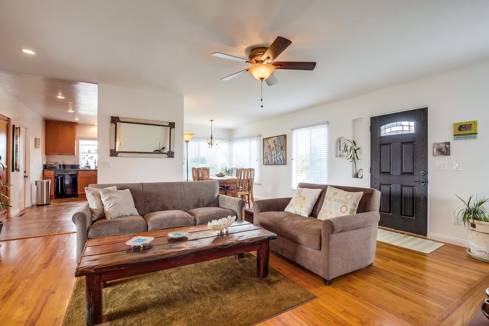 Virtual tour photo 8 of 59 for 5145 Plainview Road