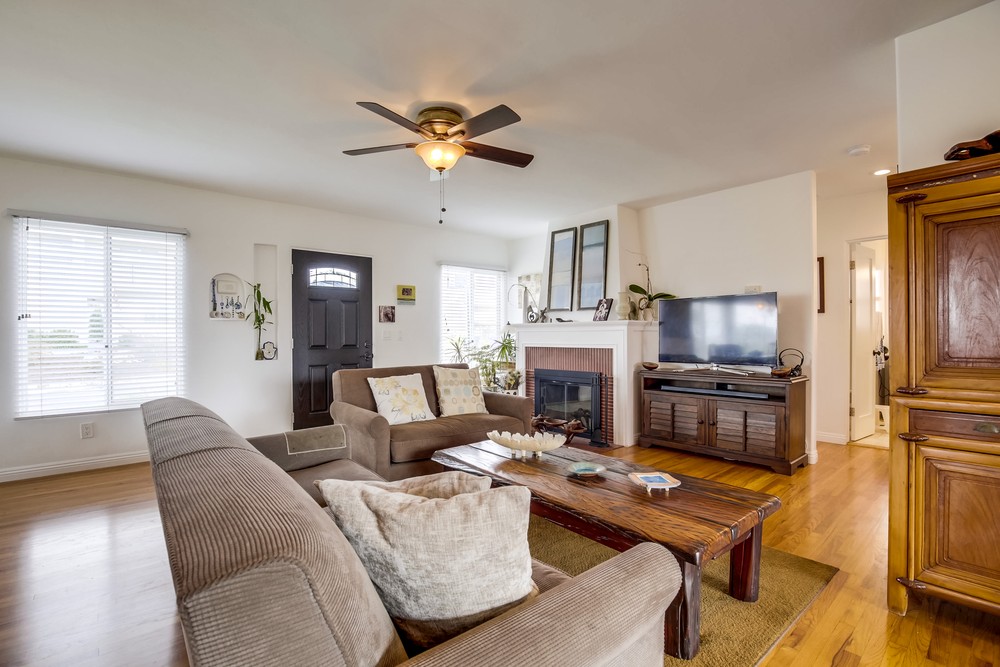 Virtual tour photo 9 of 59 for 5145 Plainview Road