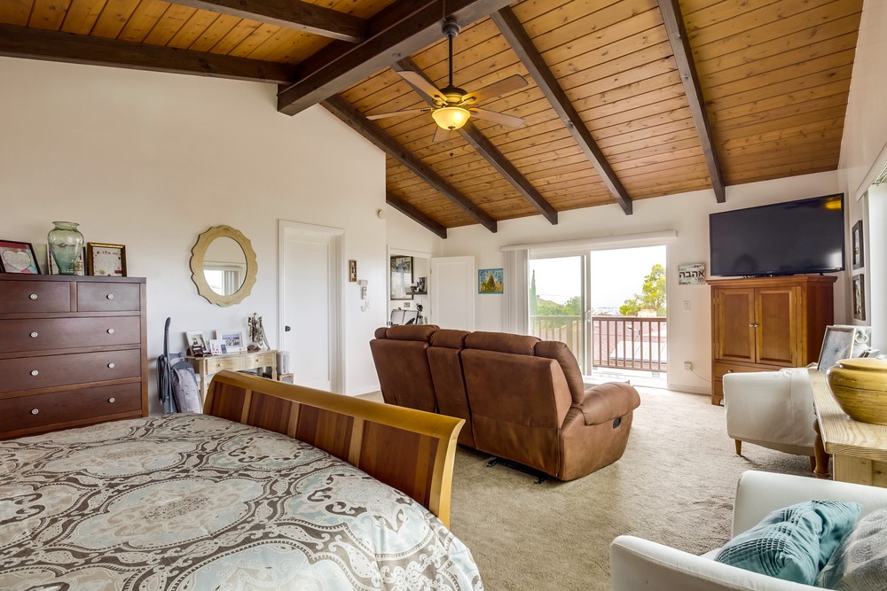 Virtual tour photo 27 of 59 for 5145 Plainview Road