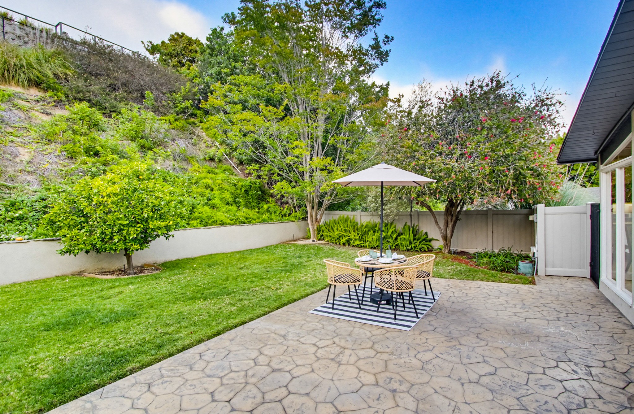 Virtual tour photo 70 of 78 for 5145 San Aquario Dr