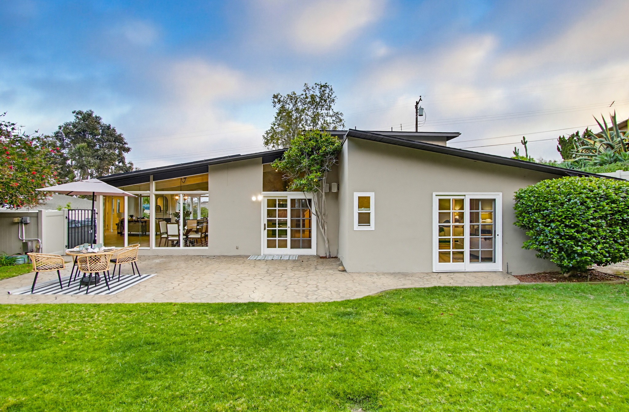 Virtual tour photo 75 of 78 for 5145 San Aquario Dr