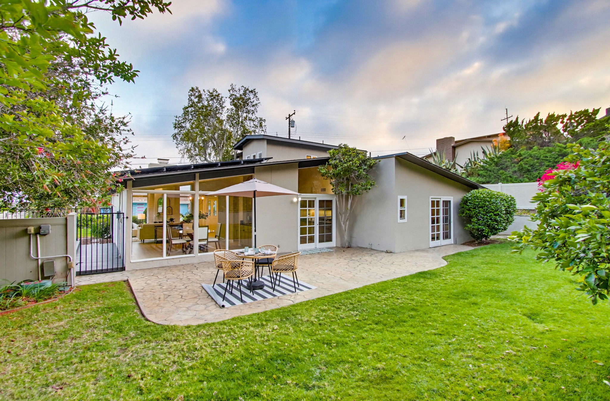 Virtual tour photo 76 of 78 for 5145 San Aquario Dr