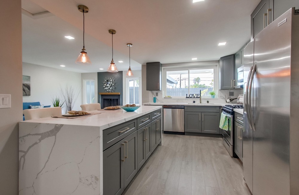 Virtual tour photo 16 of 42 for 5145 Winthrop St
