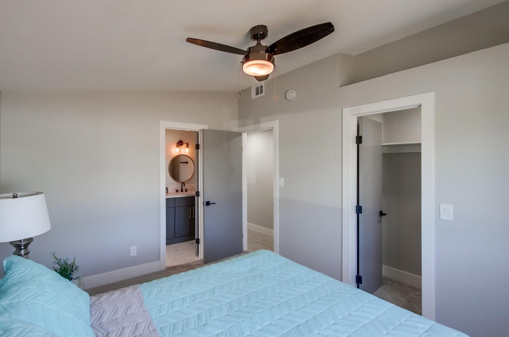 Virtual tour photo 22 of 42 for 5145 Winthrop St