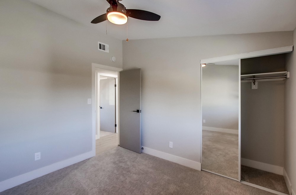 Virtual tour photo 32 of 42 for 5145 Winthrop St