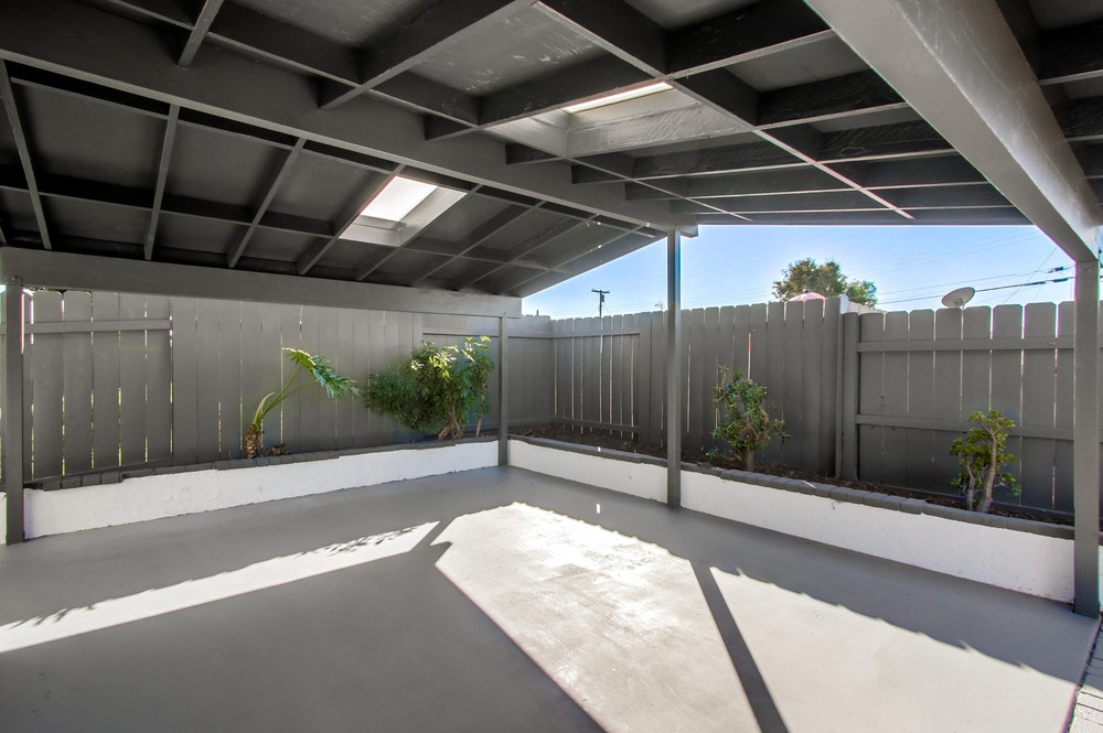 Virtual tour photo 35 of 42 for 5145 Winthrop St