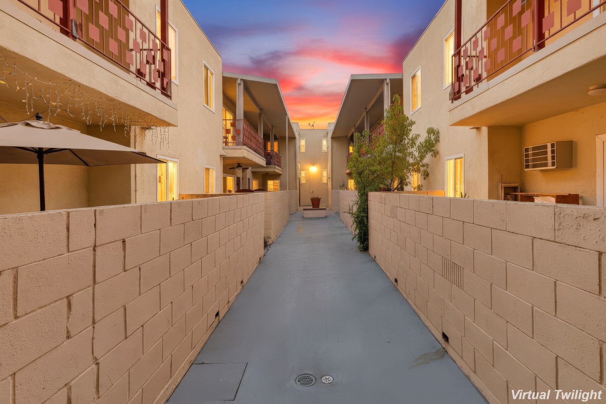 Virtual tour photo 30 of 29 for 515 N Alfred St #204