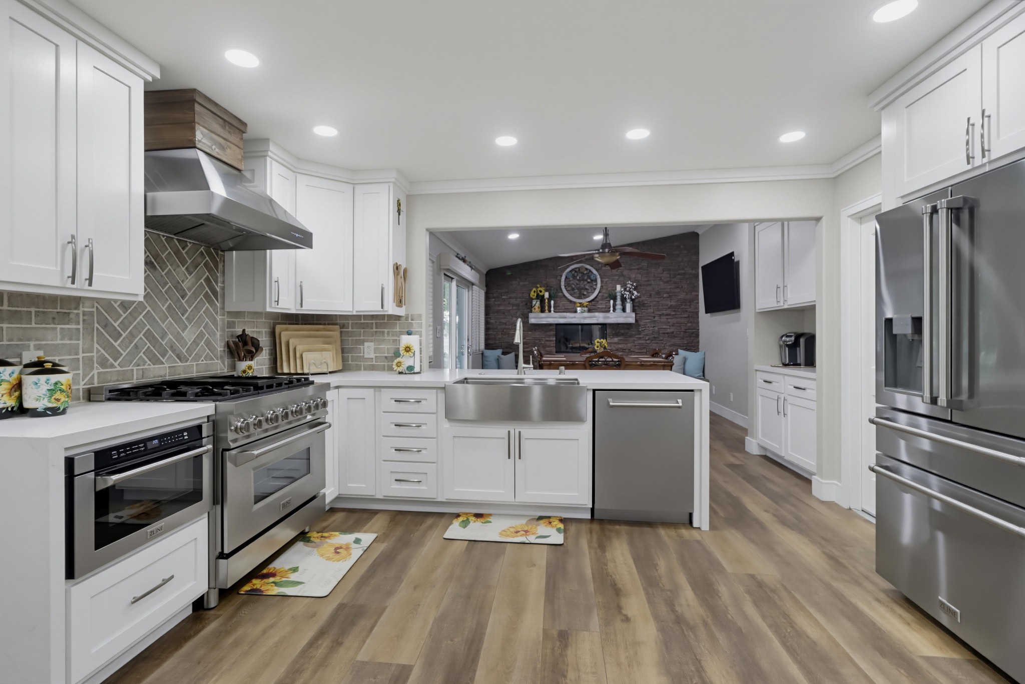 Virtual tour photo 16 of 78 for 5150 Harmony Ln