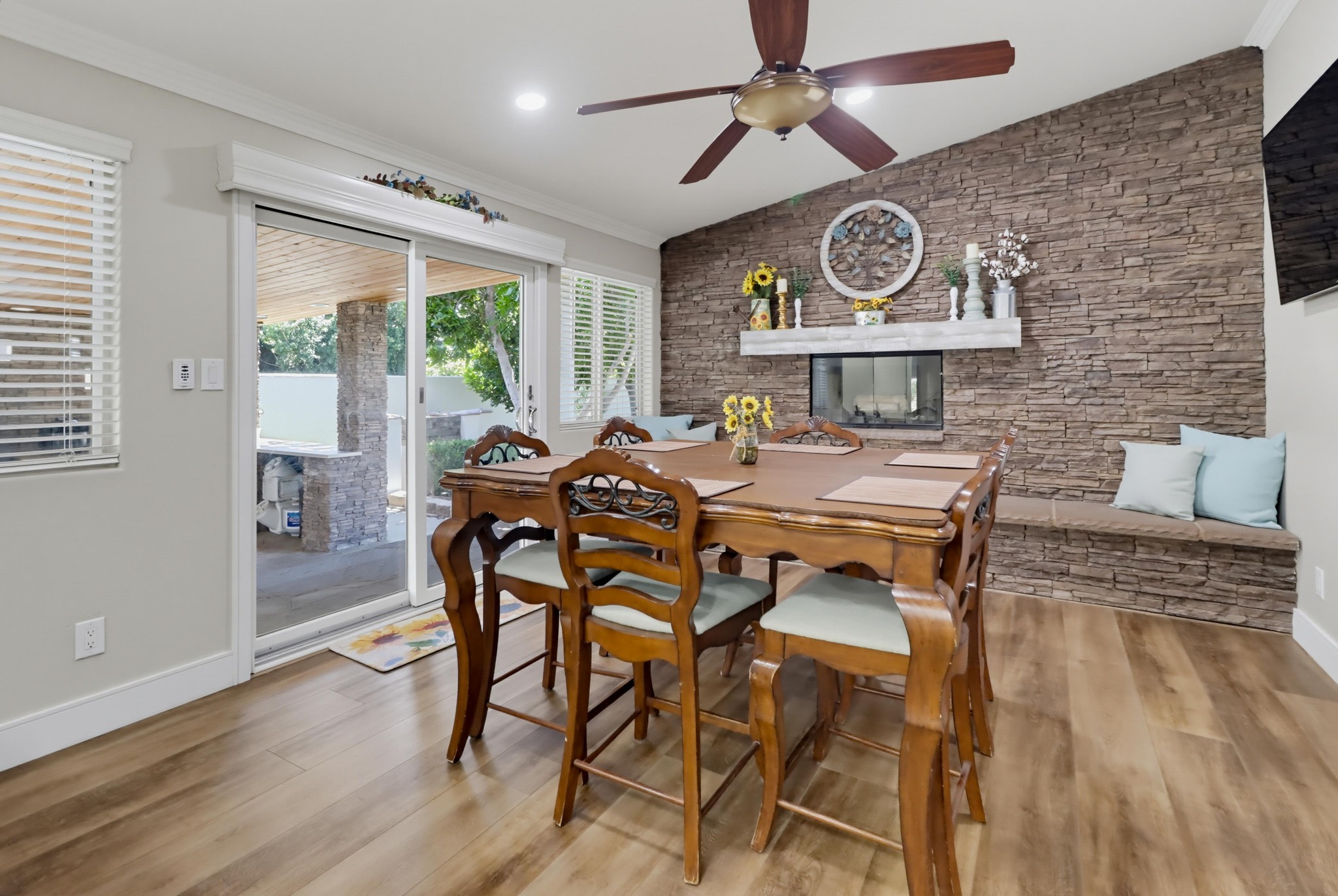 Virtual tour photo 19 of 78 for 5150 Harmony Ln
