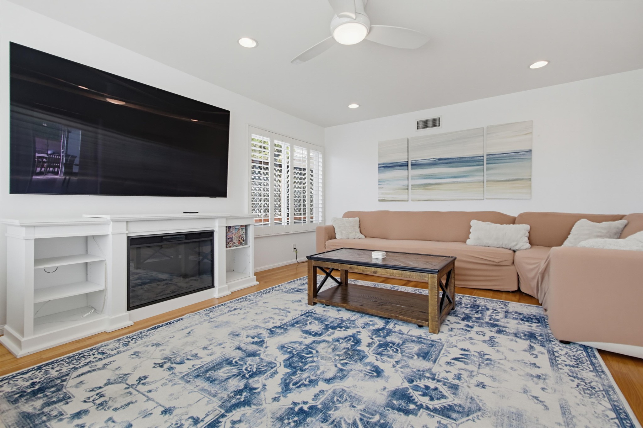 Virtual tour photo 9 of 99 for 5157 Foothill Blvd
