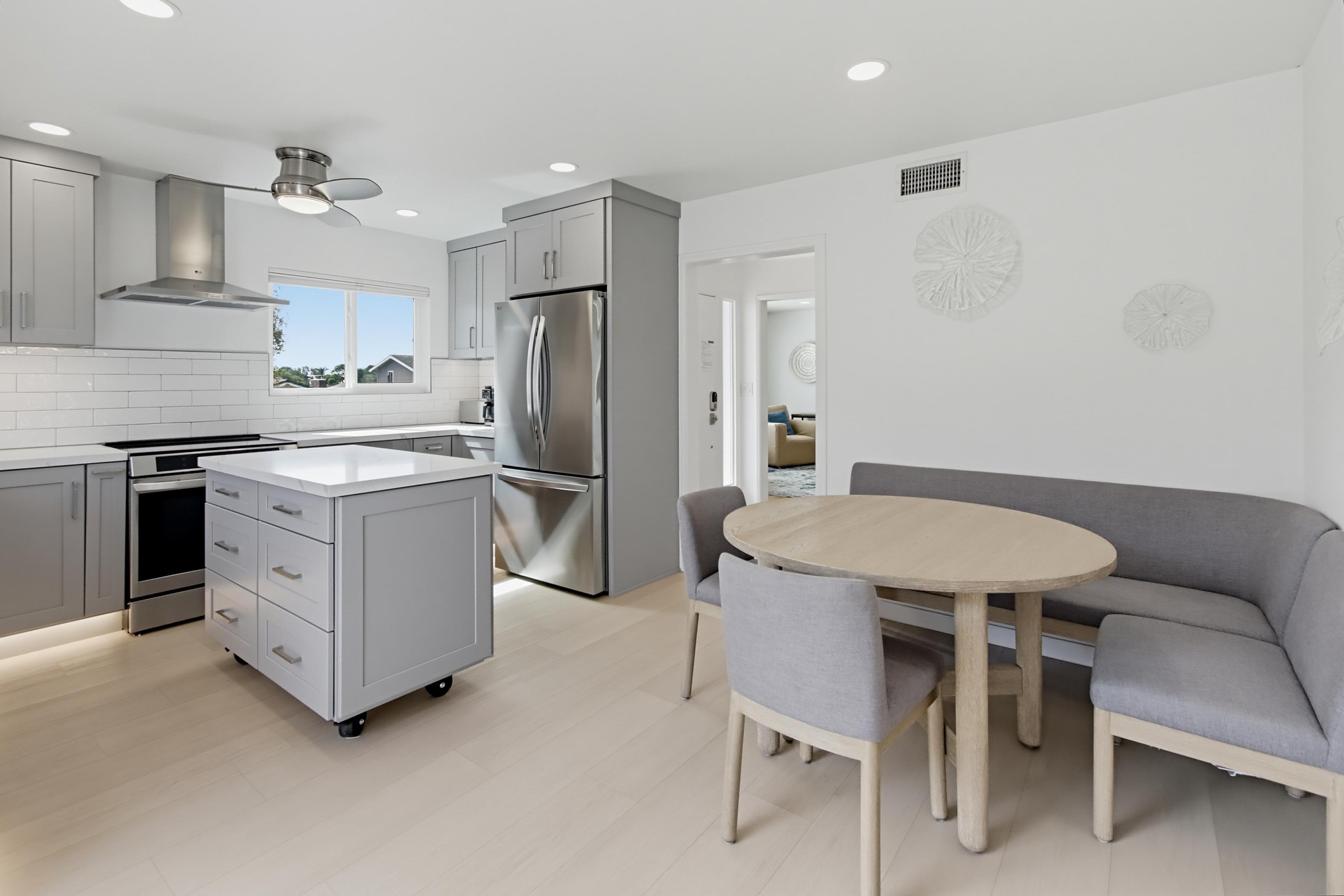 Virtual tour photo 17 of 99 for 5157 Foothill Blvd
